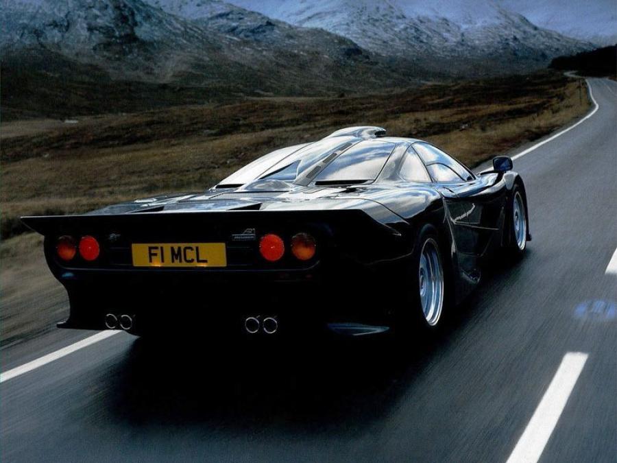  McLaren F1 GT 1997 года  (фото 3 из 8)